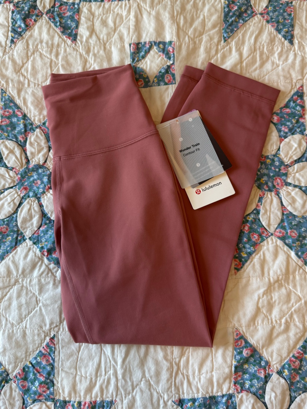 Lululemon Wonder Train 23” leggings